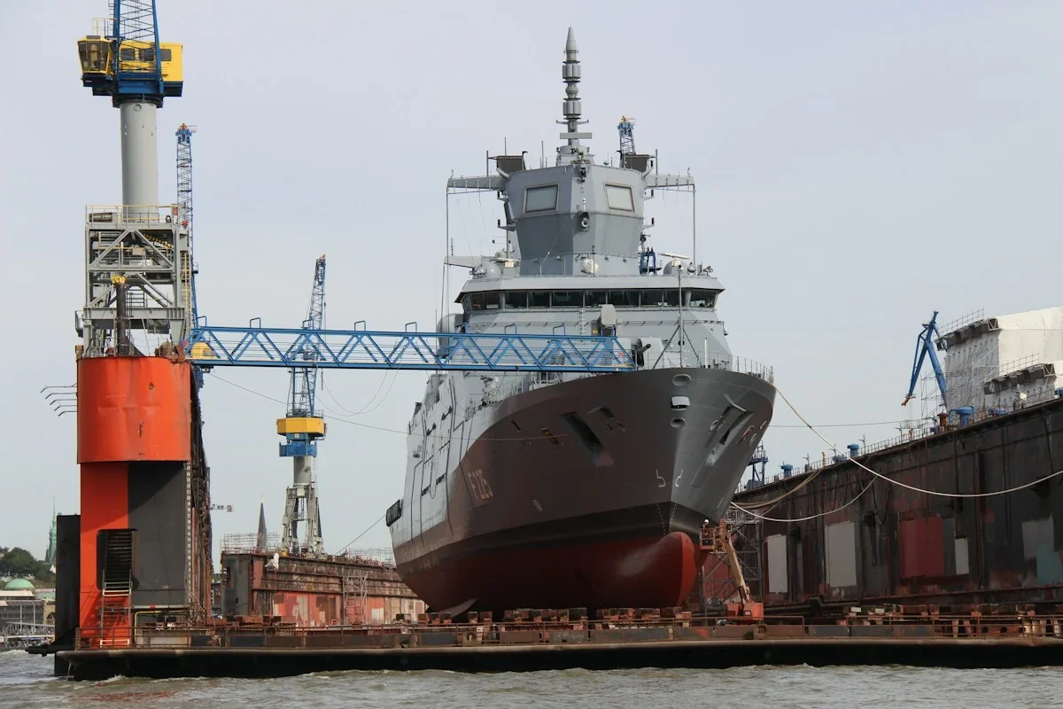 Ship elevated in a modern floating drydock